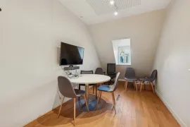 Location Location Bureaux Paris 75008