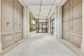Location Location Bureaux Paris 75008