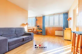 Vente Croix de Chavaux à 2 min – 93 m² lumineux