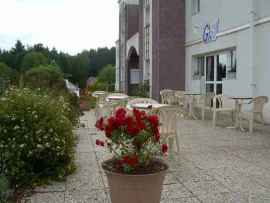 Vente À vendre – Hôtel-Restaurant de 36 chambres à Merlines – Corrèze (19)