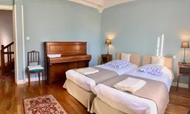 Vente À vendre - Gîte de 8 chambres avec piscine extérieure à Uzerche - Corrèze (19)
