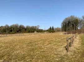 Vente À vendre - Centre de vacances et d'accueil de 51 hectares à Sainte-Marie-Lapanou