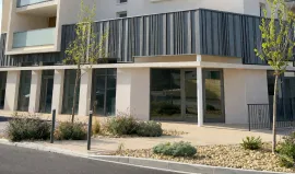 Vente Local commercial neuf de 255,5 m²