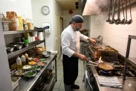 Vente 🍽️🍷 À VENDRE – FONDS DE COMMERCE BAR-RESTAURANT – SAINT-LAURENT-DE-MURE 🍷🍽️