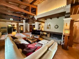 Vente CENTRE VAR VILLA 350 M² sur 1.6HA