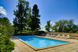 Vente GERS DOMAINE XVIIIème GITES 1,8HA