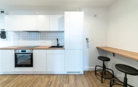 Colocation Leibnizstraße, Berlin