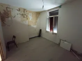 Vente Maison 3 chambres, cour, cave St-Maurice