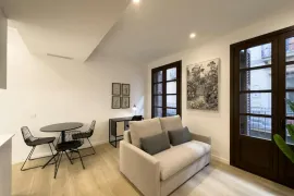 Location Carrer de Sant Pere Més Baix, Barcelona