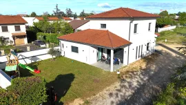 Superbe maison au cœur de Chassieu Chassieu