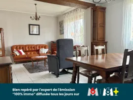Vente Maison de plain-pied à Ragon - avec garage - non mitoyenne - dépendance - grand jardin et véranda.