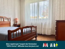 Vente Maison de plain-pied à Ragon - avec garage - non mitoyenne - dépendance - grand jardin et véranda.