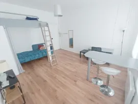 Location Studio meublé à deux pas de la gare