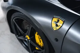 Voiture Ferrari 458 Italia V8 4.5 570