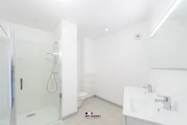 Vente T4 avec grande terrasse 35m2 – Dernier étage