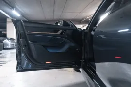 Voiture Porsche Taycan