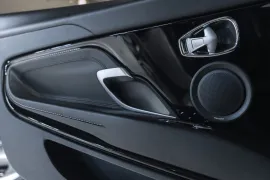 Voiture Aston Martin DB11 V12 5.2 608