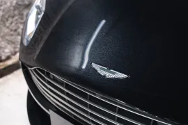 Voiture Aston Martin DB11 V12 5.2 608