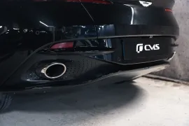 Voiture Aston Martin DB11 V12 5.2 608