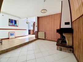Vente Maison de ville    Beau potentiel à rénover