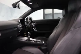 Voiture Audi TT 2.0 TDI ultra Sport Euro 6 (s/s) 3dr