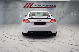 Voiture Audi TT 2.0 TDI ultra Sport Euro 6 (s/s) 3dr