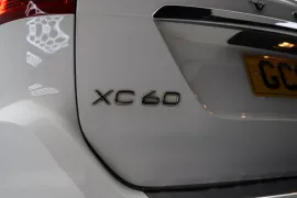 Voiture Volvo XC60 2.4 D5 SE Lux Nav Geartronic AWD Euro 5 5dr