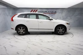 Voiture Volvo XC60 2.4 D5 SE Lux Nav Geartronic AWD Euro 5 5dr