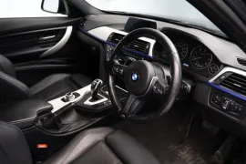 Voiture BMW 3 Series 2.0 320d M Sport Auto xDrive Euro 5 (s/s) 4dr
