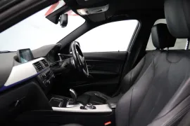 Voiture BMW 3 Series 2.0 320d M Sport Auto xDrive Euro 5 (s/s) 4dr