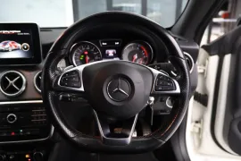 Voiture Mercedes-Benz CLA 2.0 CLA250 AMG Sport Coupe 7G-DCT 4MATIC Euro 6 (s/s) 4dr