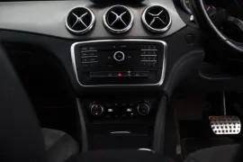 Voiture Mercedes-Benz CLA 2.0 CLA250 AMG Sport Coupe 7G-DCT 4MATIC Euro 6 (s/s) 4dr