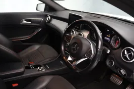 Voiture Mercedes-Benz CLA 2.0 CLA250 AMG Sport Coupe 7G-DCT 4MATIC Euro 6 (s/s) 4dr