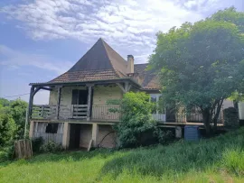 Maison avec terrasse 5 Km des Eyzies Tursac