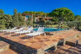 Location de vacances Villa Guillola