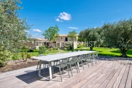 Location de vacances La Bastide Rhéa