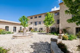 Location de vacances La Bastide Rhéa