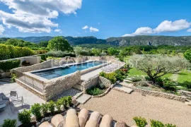 Location de vacances La Bastide Rhéa