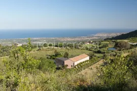 Location de vacances Villa Etna