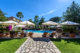 Location de vacances Villa Sublime 13