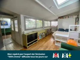 Vente Paris 10eme, Studio de 53 m² sur cour, emplacement recherché