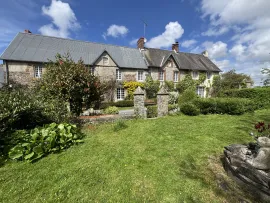 Vente Axe GRANVILLE-COUTANCES - Maison anglo-normande avec chambre