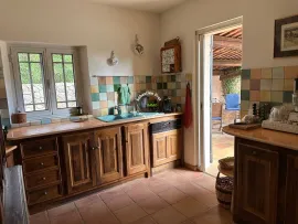 Vente Propriété de caractère avec dépendances et piscine