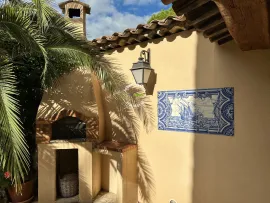 Vente Propriété de caractère avec dépendances et piscine