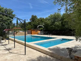 Vente Spacieuse demeure de 9 pièces, 235m²