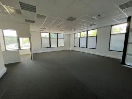 Location Location Bureaux Nantes 44300