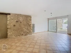 Vente Maison de Village avec cour et terrasse