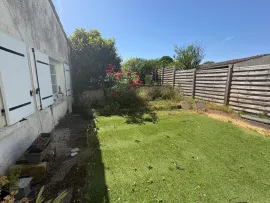 Maison ancienne, charme et potentiel Les Gonds
