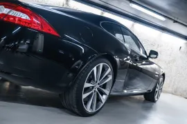 Voiture Jaguar XK R (2) V8 5.0 510
