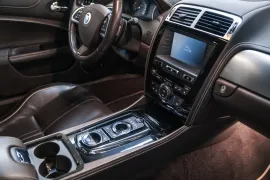 Voiture Jaguar XK R (2) V8 5.0 510